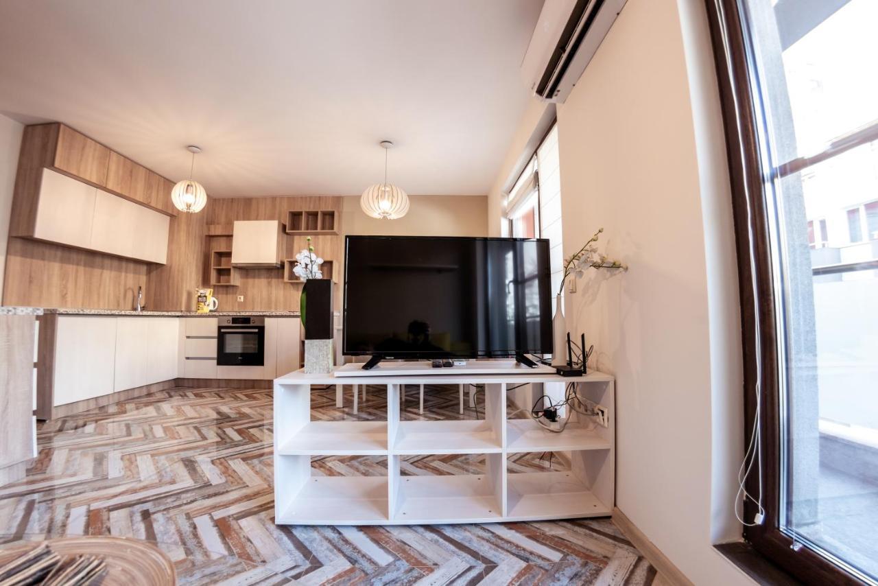 Bright 1Bdr Apartment With A Balcony Sofia Exterior photo